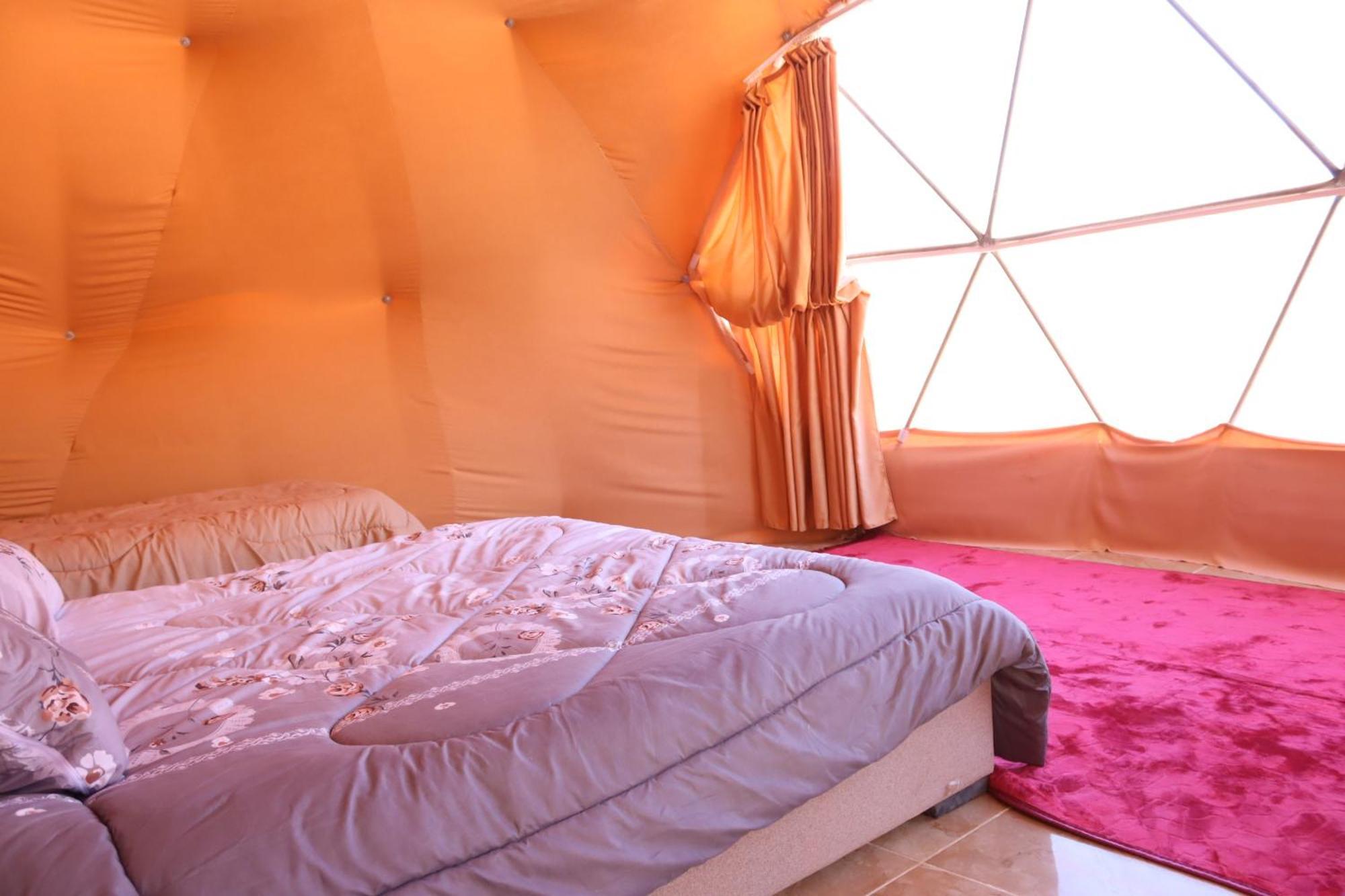 Wadi Rum Bubble Camp & Tour Exterior foto