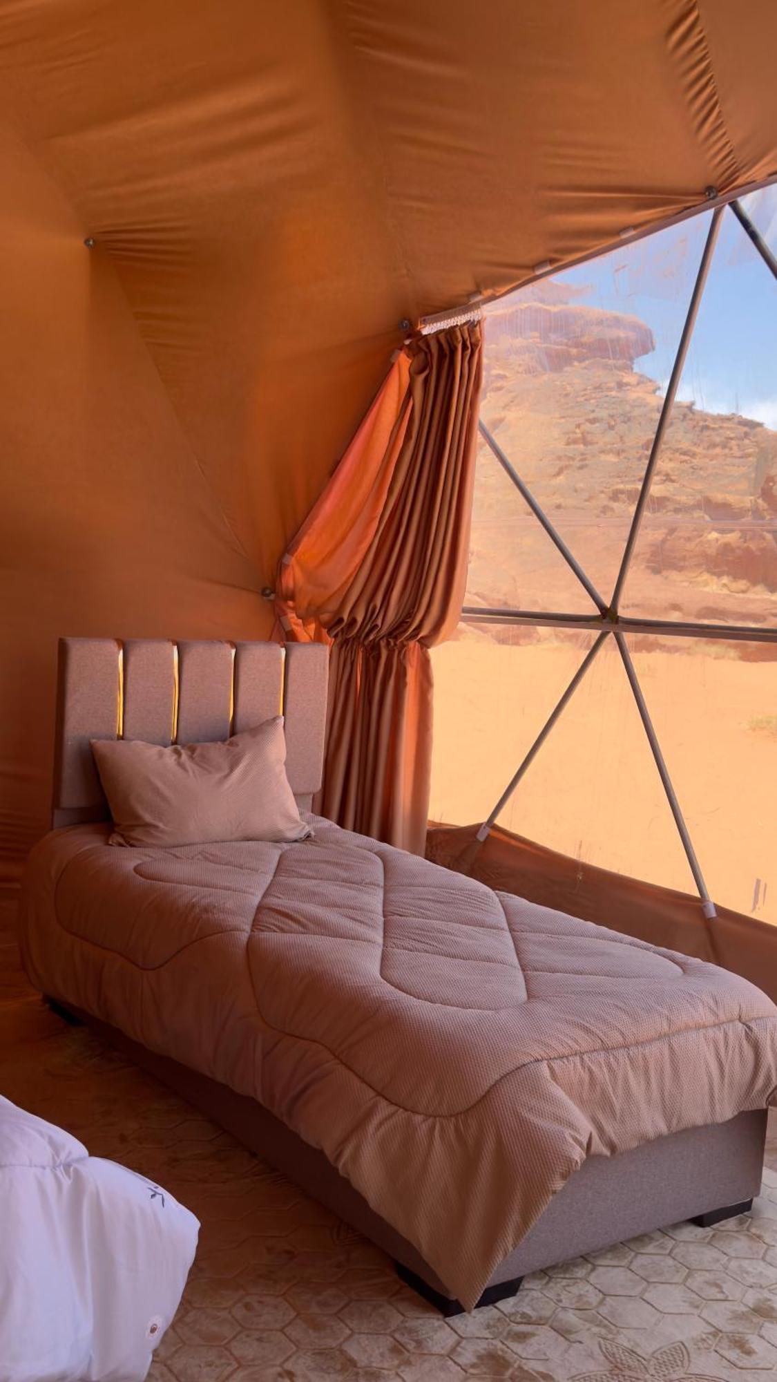 Wadi Rum Bubble Camp & Tour Exterior foto